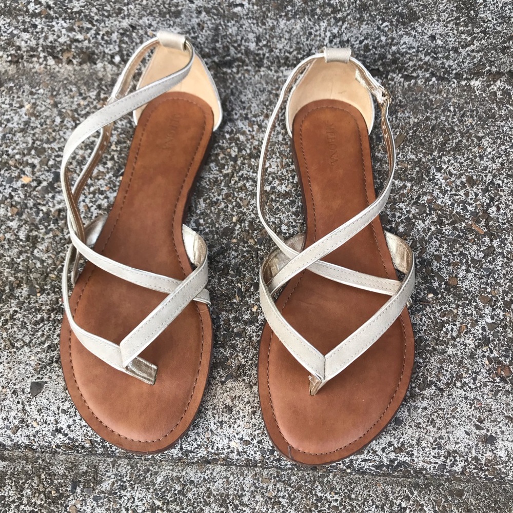 Beautiful cream/taupe sandals. Barely worn!